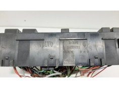 Recambio de caja reles / fusibles para volvo v50 familiar 1.8 kinetic referencia OEM IAM 8688040 518818000  2