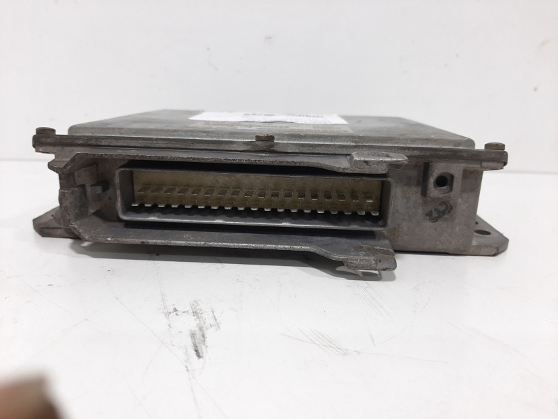 Recambio de centralita motor uce para peugeot 406 berlina (s1/s2) sr referencia OEM IAM 0261204651 9630403380 