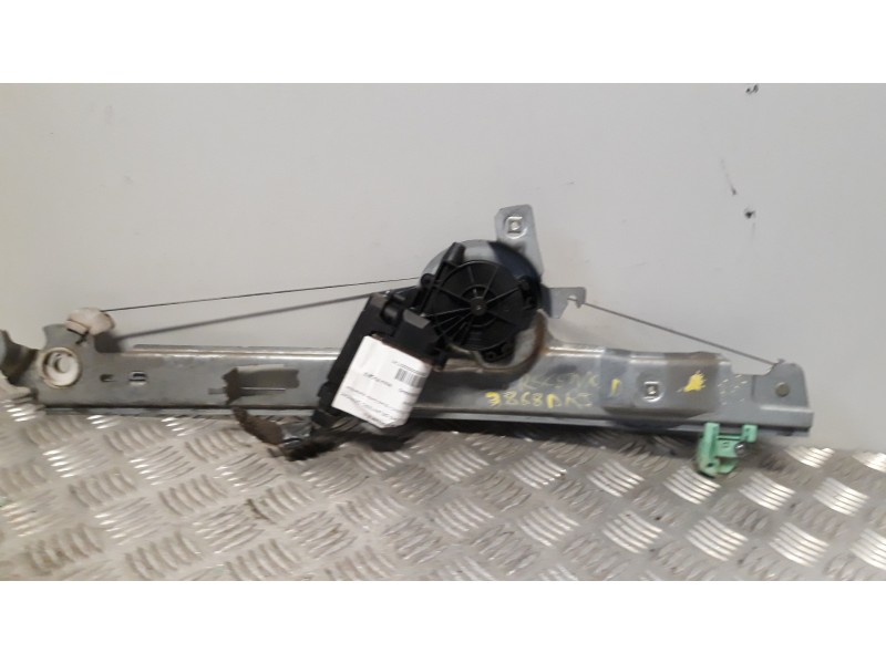 Recambio de elevalunas delantero derecho para renault scenic ii grand confort authentique referencia OEM IAM 8200646840  