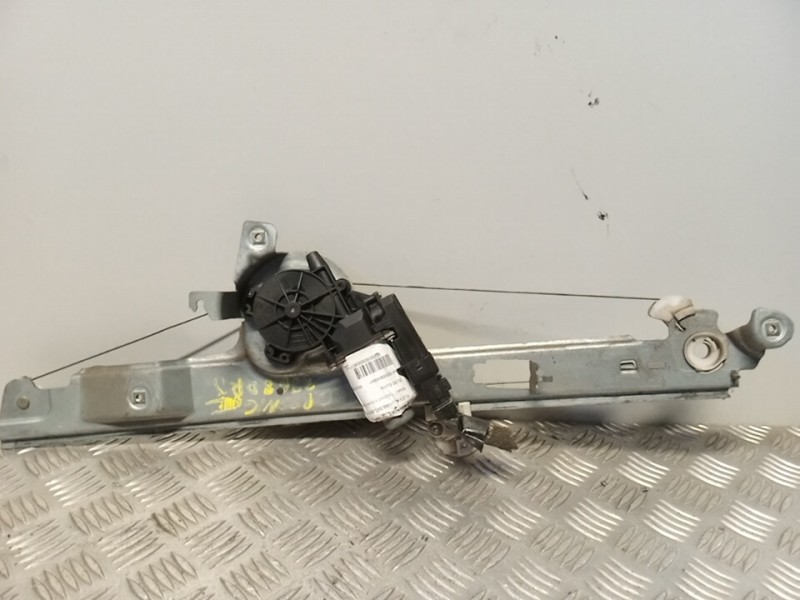 Recambio de elevalunas delantero izquierdo para renault scenic ii grand confort authentique referencia OEM IAM 8200646841  