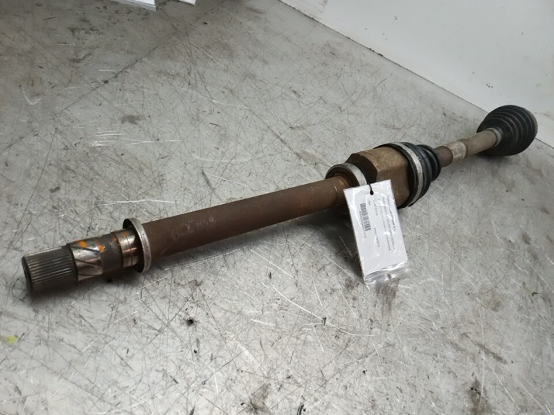 Recambio de transmision delantera derecha para renault scenic ii grand confort authentique referencia OEM IAM 8200436366  