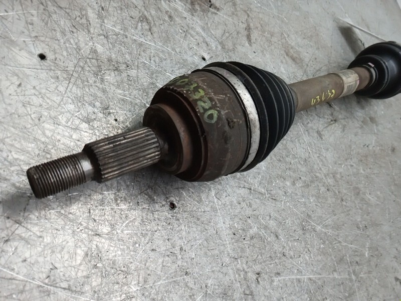 Recambio de transmision delantera derecha para renault scenic ii grand confort authentique referencia OEM IAM 8200436366  