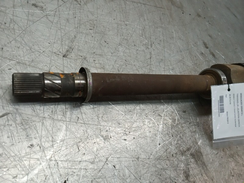 Recambio de transmision delantera derecha para renault scenic ii grand confort authentique referencia OEM IAM 8200436366  