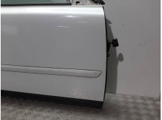 Recambio de puerta delantera derecha para volvo v50 familiar 2.0 d momentum referencia OEM IAM  BLANCO  2