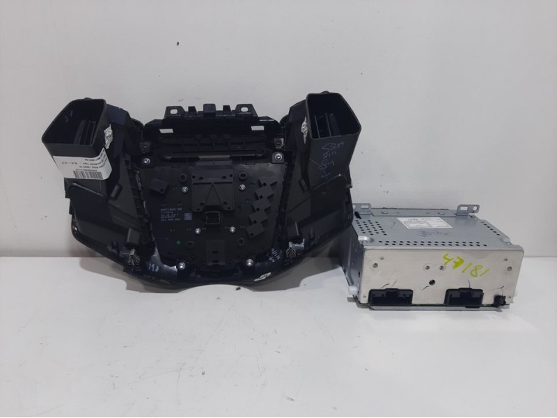 Recambio de sistema audio / radio cd para ford ecosport trend referencia OEM IAM BM5T18K811BA  