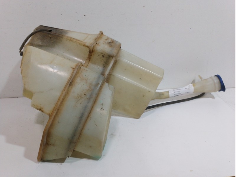 Recambio de deposito limpia para volvo xc90 d5 kinetic referencia OEM IAM 30678292  