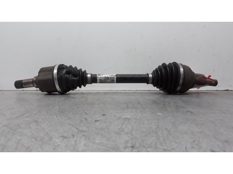 Recambio de transmision delantera izquierda para peugeot 5008 active referencia OEM IAM 3272QA  