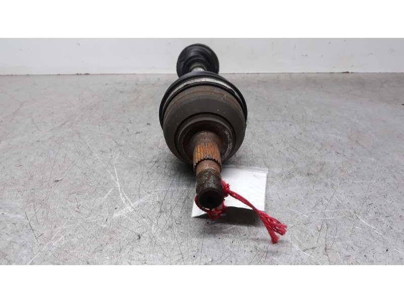 Recambio de transmision delantera izquierda para peugeot 5008 active referencia OEM IAM 3272QA  