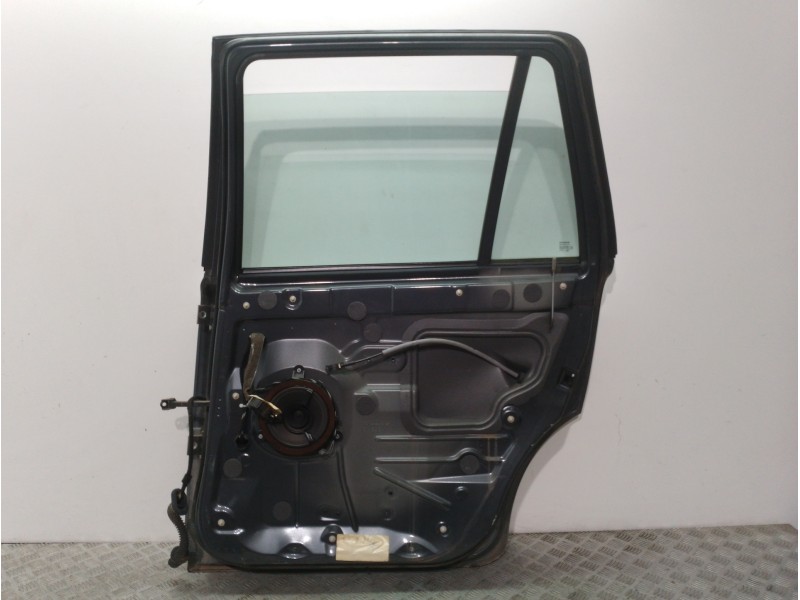 Recambio de puerta trasera derecha para volvo xc90 d5 kinetic referencia OEM IAM 31385359 GRIS 