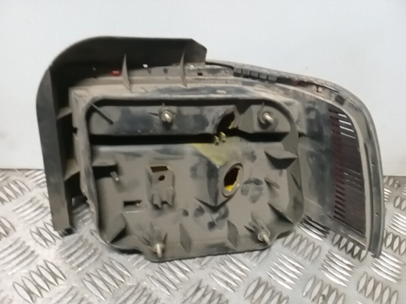 Recambio de piloto trasero izquierdo para honda concerto (hw) 1.6 cat referencia OEM IAM   