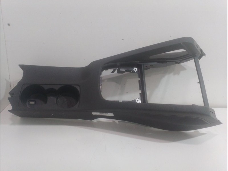 Recambio de consola central para volkswagen golf v berlina (1k1) conceptline (e) referencia OEM IAM 1K0863243A  