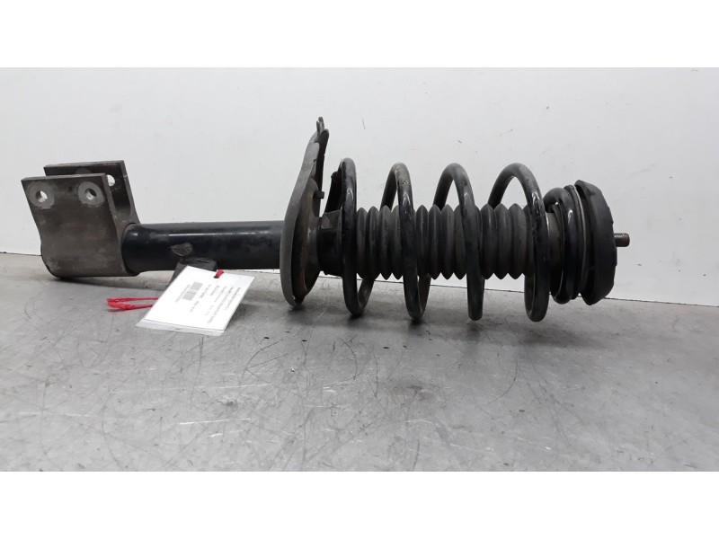 Recambio de amortiguador delantero derecho para peugeot 5008 active referencia OEM IAM 99980Y03  