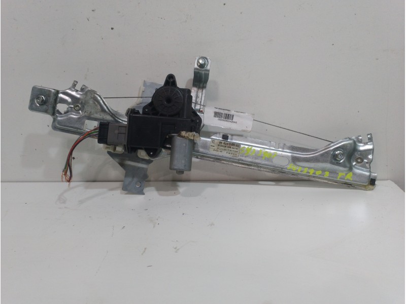 Recambio de elevalunas trasero derecho para peugeot 5008 active referencia OEM IAM 9682808680 CONFORT 