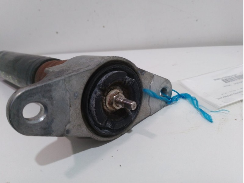 Recambio de amortiguador trasero derecho para mazda cx-3 center-line referencia OEM IAM DD1V28900  