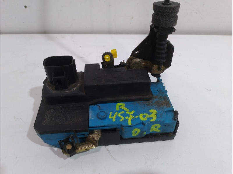 Recambio de cerradura puerta delantera derecha para volvo xc90 d5 kinetic referencia OEM IAM 30699748 8 PINES 