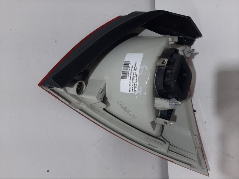 Recambio de piloto trasero izquierdo para volkswagen golf v berlina (1k1) conceptline (e) referencia OEM IAM 1K6945095N  