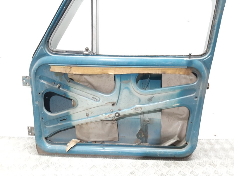 Recambio de puerta delantera derecha para seat 600 e referencia OEM IAM  AZUL 