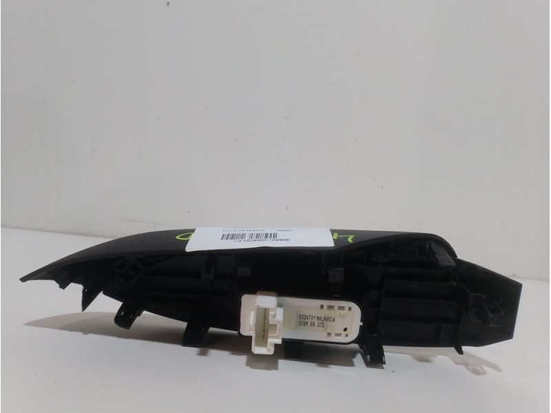 Recambio de mando elevalunas delantero derecho para mazda cx-3 center-line referencia OEM IAM D09H66370 5 PINES 
