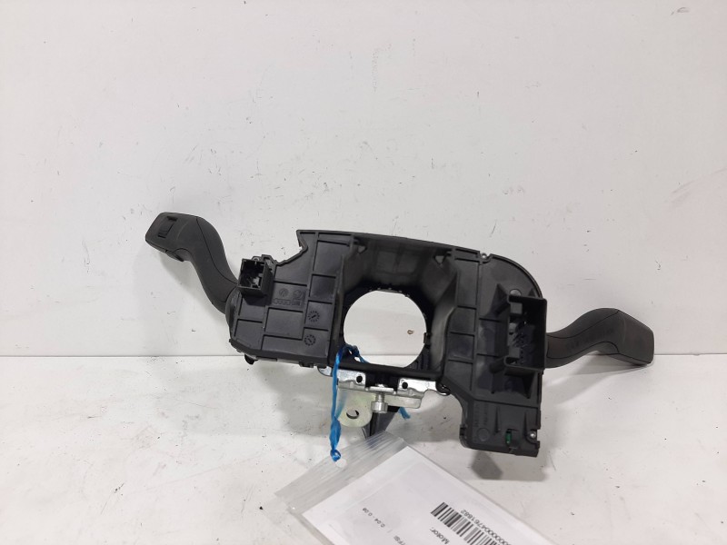 Recambio de mando multifuncion para audi a6 berlina (4f2) 2.0 16v tfsi referencia OEM IAM 4F0953549A  