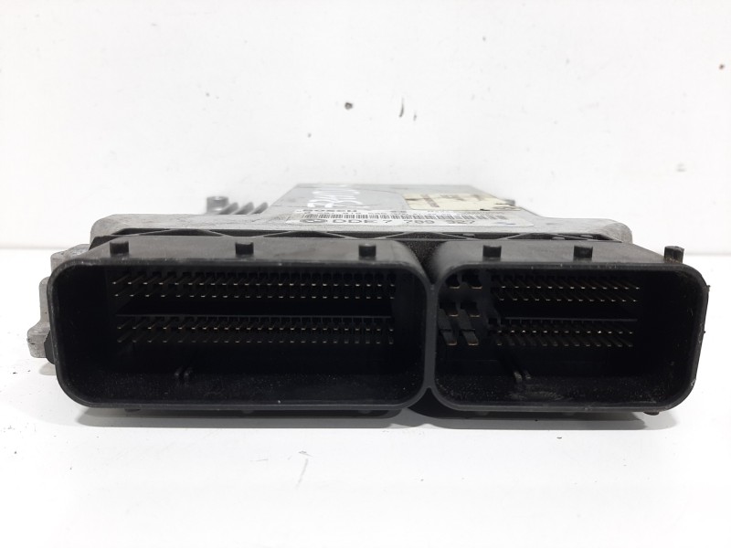 Recambio de centralita motor uce para bmw serie 3 berlina (e46) 320d referencia OEM IAM 7789327 0281010565 