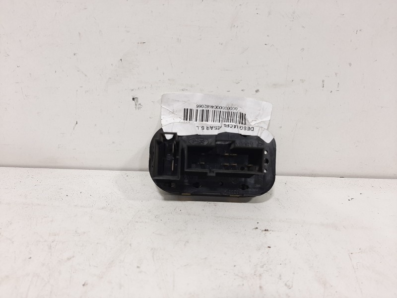 Recambio de mando elevalunas delantero izquierdo para ford mondeo berlina (gd) clx referencia OEM IAM 1096837  