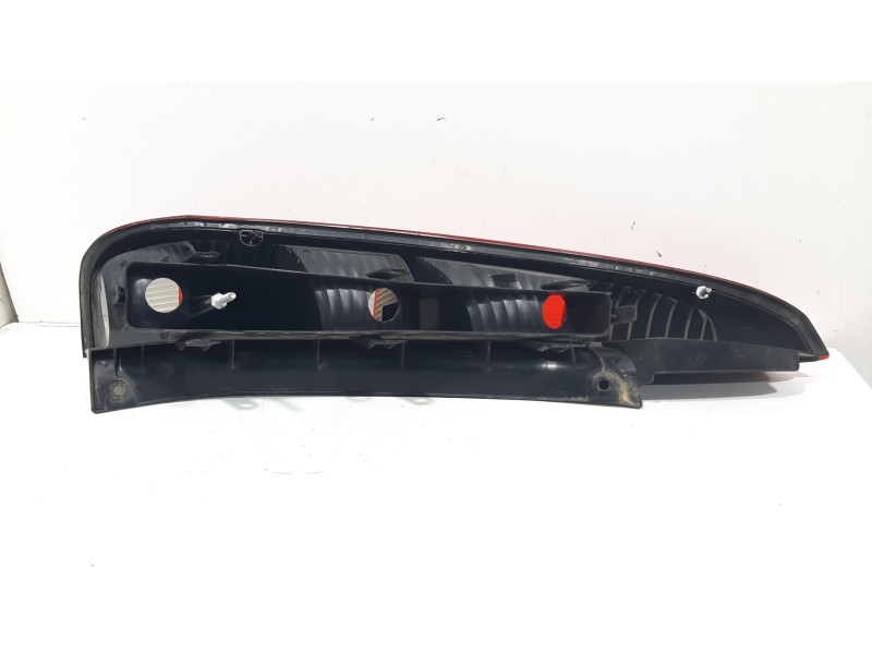 Recambio de piloto trasero derecho para ford fiesta (cbk) ambiente referencia OEM IAM 1324563   Recambio de piloto trasero derecho para ford fiesta (cbk) ambiente referencia OEM IAM 1324563