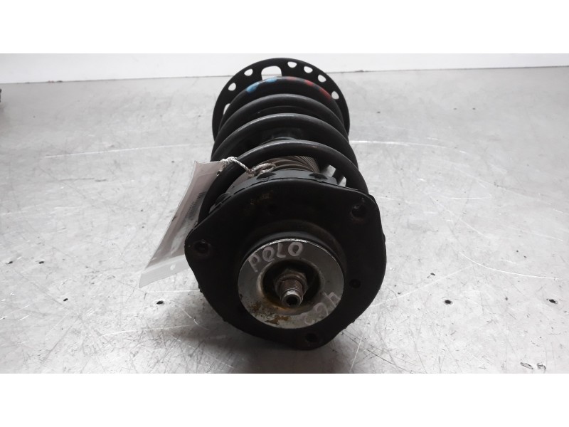 Recambio de amortiguador delantero izquierdo para volkswagen polo (9n1) highline referencia OEM IAM 6Q0413031BM  