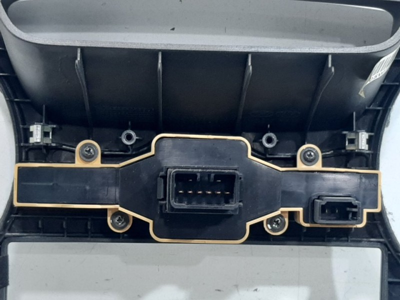 Recambio de warning para kia carens (un) active referencia OEM IAM   