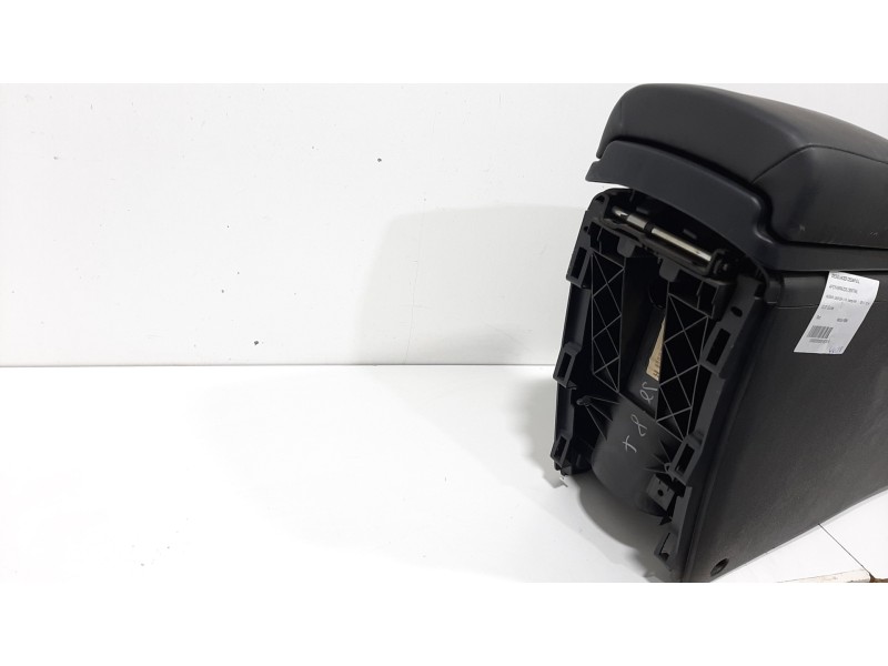 Recambio de apoyabrazos central para nissan qashqai (j10) acenta 4x4 referencia OEM IAM J101258038 NEGRO 