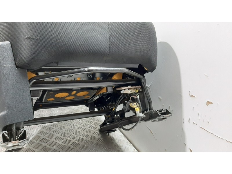 Recambio de asiento delantero derecho para nissan qashqai (j10) acenta 4x4 referencia OEM IAM   