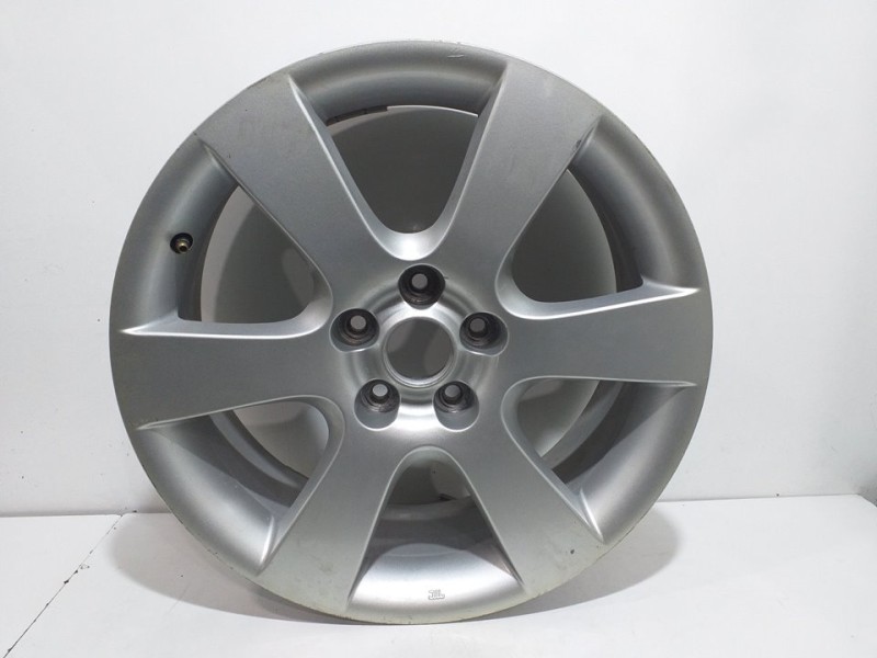 Recambio de llanta para hyundai santa fe (bm) 2.2 crdi classic (2wd) referencia OEM IAM 529102B180  