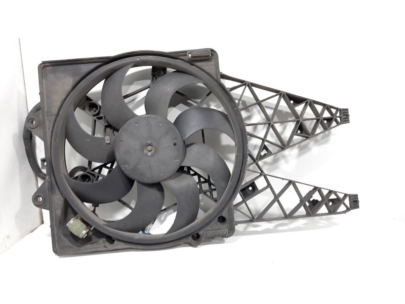 Recambio de electroventilador para fiat bravo (198) 1.9 active multijet referencia OEM IAM 0051805131  