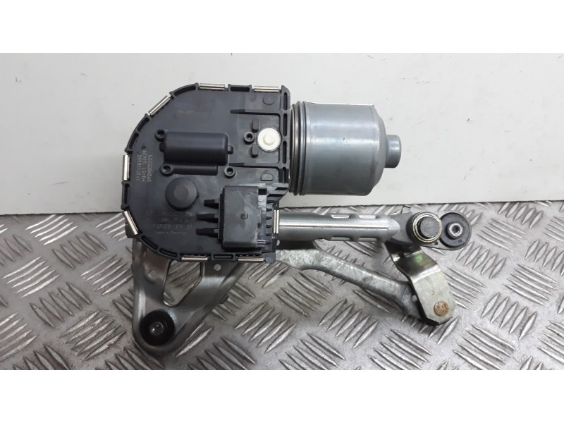 Recambio de motor limpia delantero derecho para peugeot 3008 confort referencia OEM IAM 3397021289  