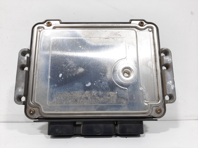 Recambio de centralita motor uce para renault megane ii classic berlina expression referencia OEM IAM 0281010769 8200263396 