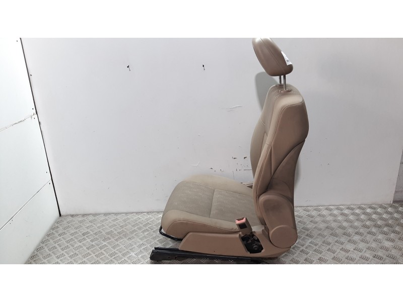 Recambio de asiento delantero derecho para dodge caliber s referencia OEM IAM   