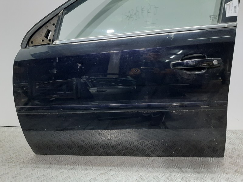 Recambio de puerta delantera izquierda para opel vectra c berlina elegance referencia OEM IAM 93186031 NEGRO 