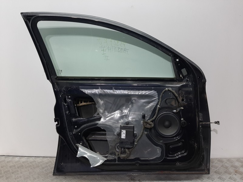 Recambio de puerta delantera izquierda para opel vectra c berlina elegance referencia OEM IAM 93186031 NEGRO 