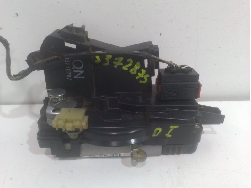 Recambio de cerradura puerta delantera izquierda para opel vectra c berlina elegance referencia OEM IAM 13210767 4 PINES 