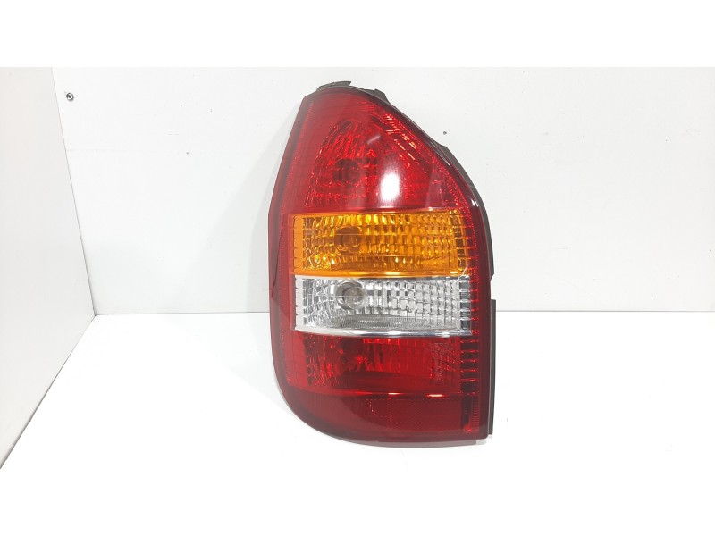 Recambio de piloto trasero izquierdo para opel zafira a elegance referencia OEM IAM 09117444  