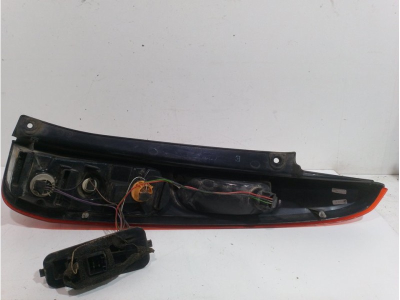 Recambio de piloto trasero izquierdo para ford fiesta (cbk) ambiente referencia OEM IAM 1324578  