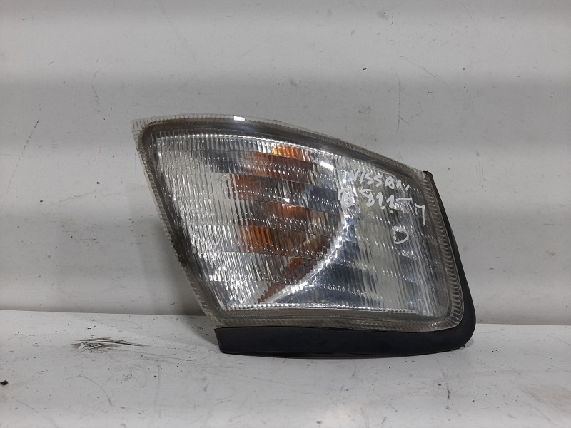 Recambio de piloto delantero derecho para nissan primera berlina (p11) básico referencia OEM IAM 261302F000  