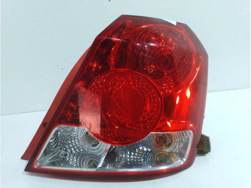 Recambio de piloto trasero derecho para chevrolet kalos 1.4 se referencia OEM IAM 96540269  