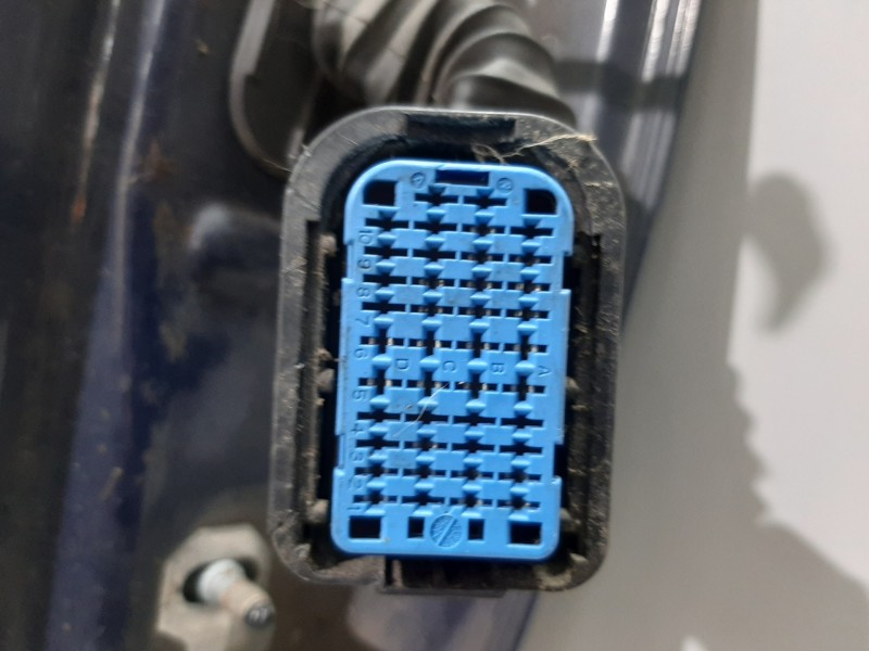 Recambio de puerta delantera izquierda para renault espace iv (jk0) expression referencia OEM IAM  AZUL  Recambio de puerta delantera izquierda para renault espace iv (jk0) expression referencia OEM IAM  AZUL