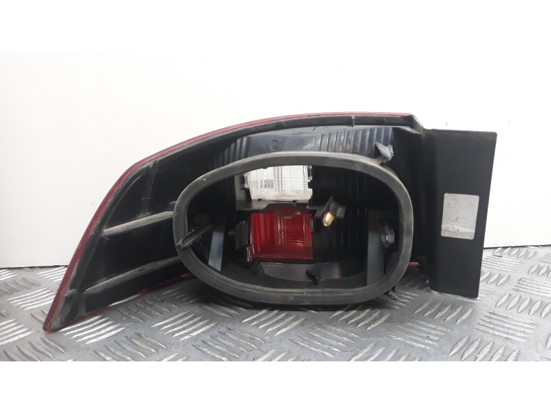 Recambio de piloto trasero derecho para renault laguna ii (bg0) authentique referencia OEM IAM 8200002474  