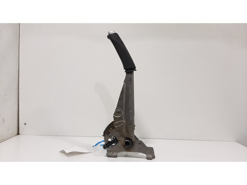 Recambio de palanca freno de mano para volvo v50 familiar d5 kinetic referencia OEM IAM 32265484  