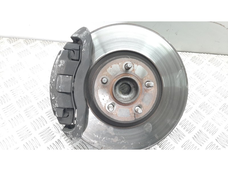 Recambio de mangueta delantera izquierda para volvo v50 familiar d5 kinetic referencia OEM IAM 30760282  