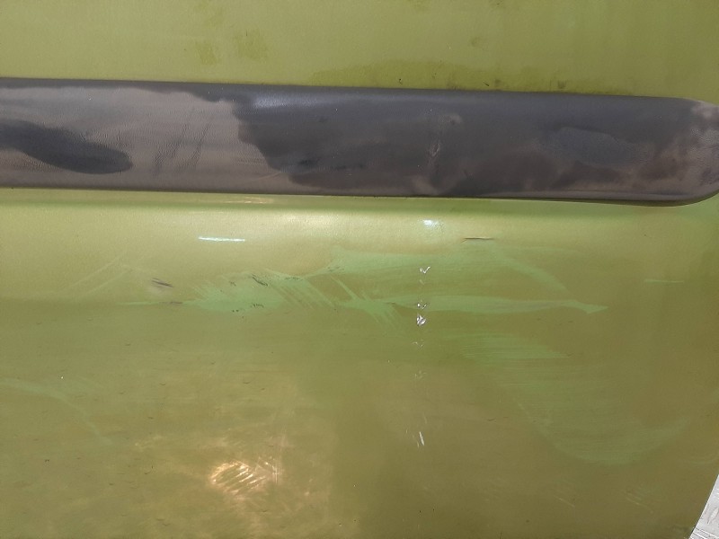 Recambio de puerta delantera derecha para opel agila básico referencia OEM IAM  VERDE 