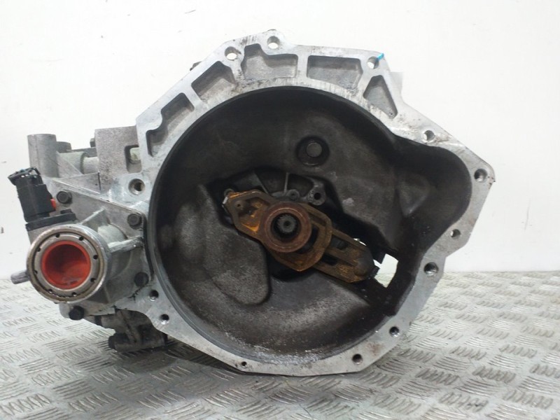 Recambio de caja cambios para chrysler voyager (rg) 2.5 crd lx referencia OEM IAM P04641928AF  