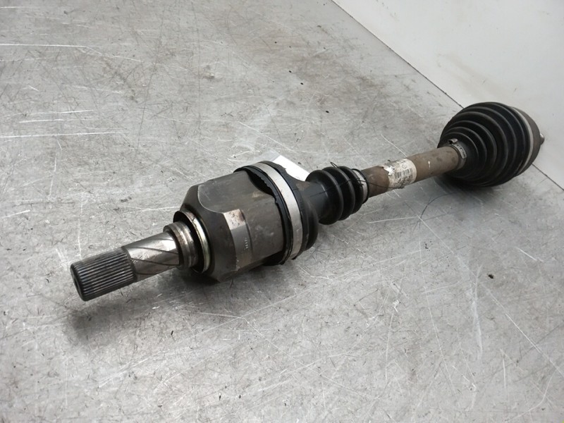 Recambio de transmision delantera izquierda para renault espace iv (jk0) dynamique referencia OEM IAM 8200470133  