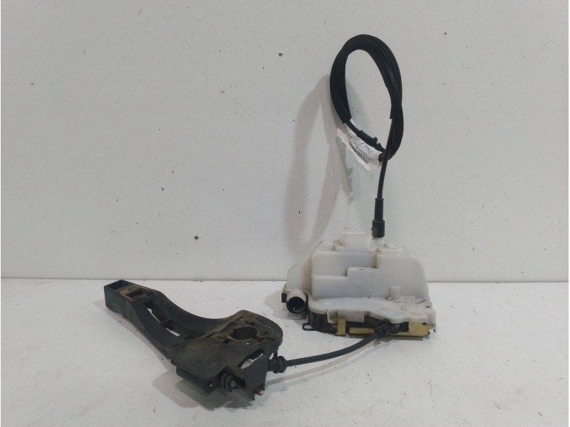Recambio de cerradura puerta delantera derecha para citroën c3 pluriel 1.4 referencia OEM IAM 9136P9  
